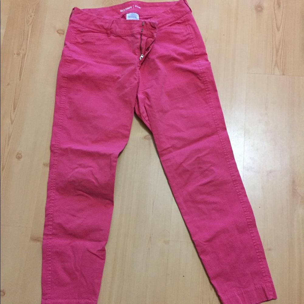 Old Navy Pixie Chino